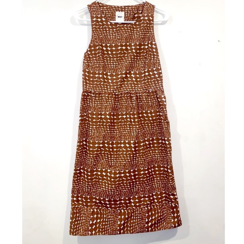 Never worn WHIT summer dress